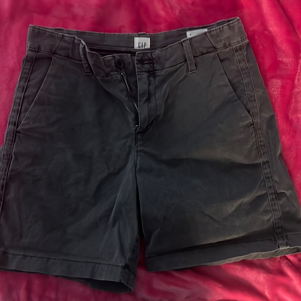Gap girlfriend chino shorts. Size 4. High rise. 7 inch inseam. Grayish blue.